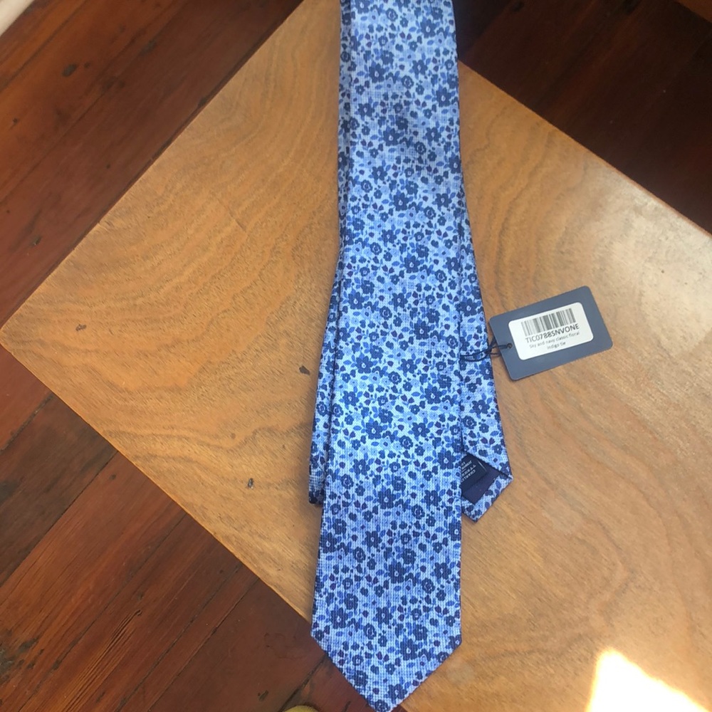 Beautiful Men’s Tie
